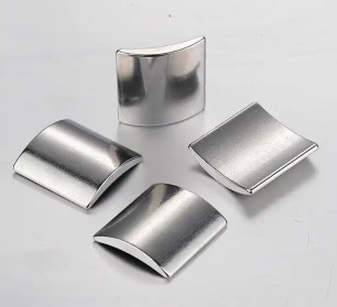 Magneti dell'arco del neodimio del generatore, campione libero del forte magnete industriale eccellente disponibile