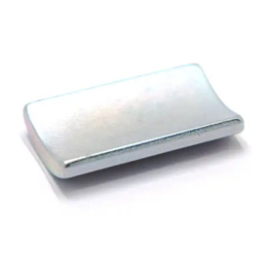 Il magnete ad alta resistenza del neodimio del generatore di N42H ha curvato la densità di alta energia a forma di