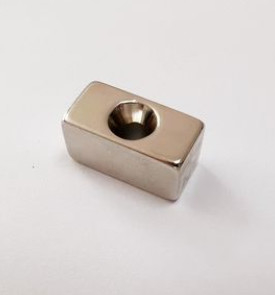 Magneti del foro svasati rettangolo del magnete del blocchetto dell'OEM Ndfeb N45
