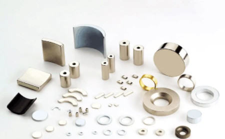 Magnete permanente a forma su misura magnete al boro di ferro al neodimio N52