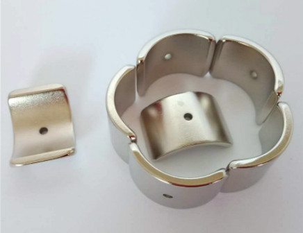 Forti magneti al neodimio dell'arco del blocchetto del magnete del Ndfeb di prezzo competitivo per il motore